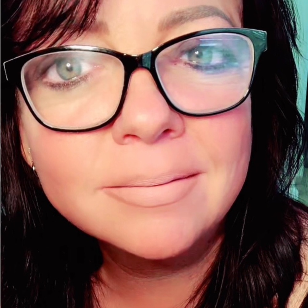 Meet your Posher, Wendy